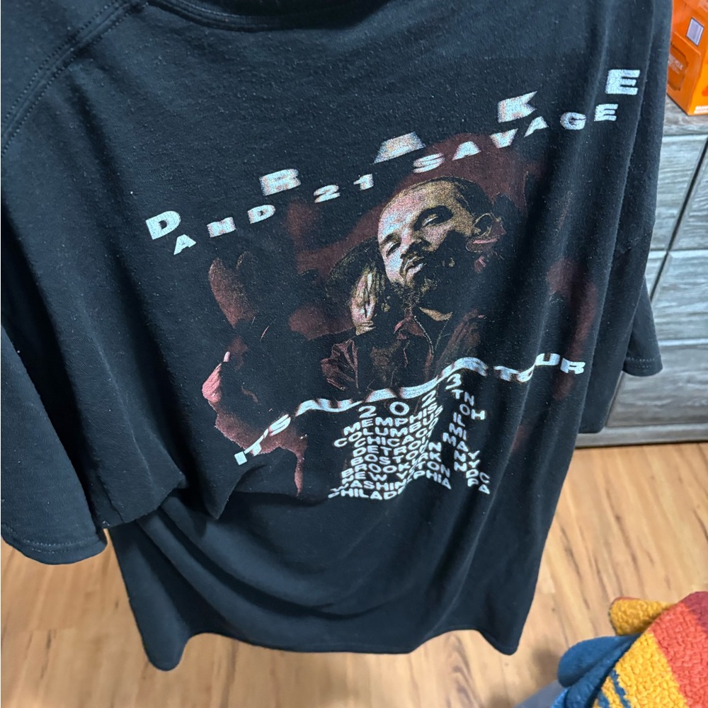 2 xxl t shirts Drake 21 savage and gold Nike long sleeve - Picture 7 of 7